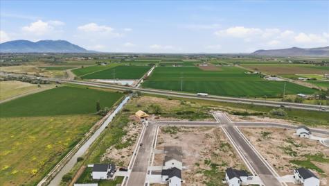 1380 S 110 W Tremonton UT 84337