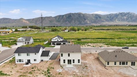 1380 S 110 W Tremonton UT 84337