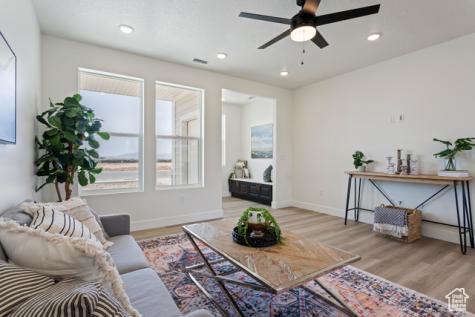 3238 S 4950 W West Haven UT 84401