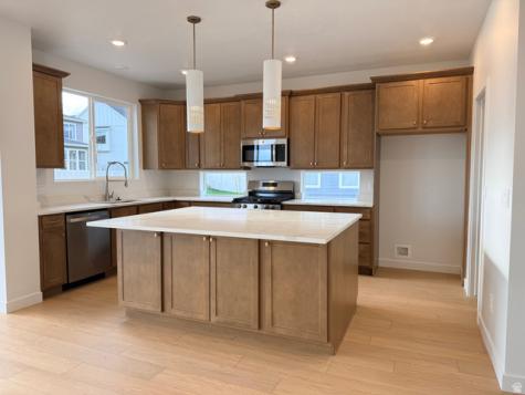 2995 N Kingbird Drive Eagle Mountain UT 84005