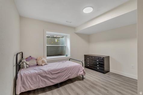 1421 N 125 E Layton UT 84041