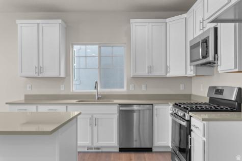 6637 N Bald Eagle Mountain UT 84005