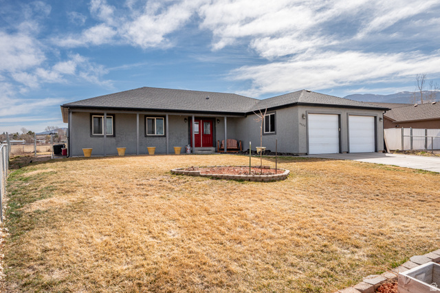 5222 N Tomahawk Drive Enoch UT 84721