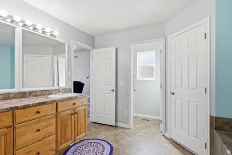 5222 N Tomahawk Drive Enoch UT 84721