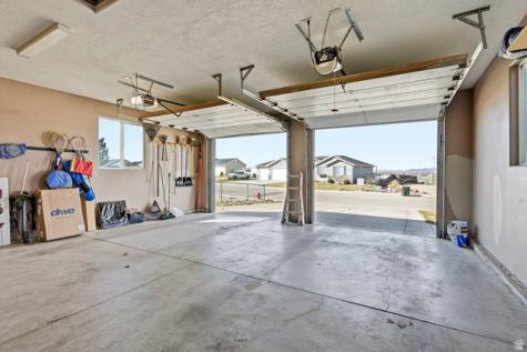 5222 N Tomahawk Drive Enoch UT 84721