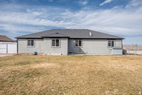 5222 N Tomahawk Drive Enoch UT 84721