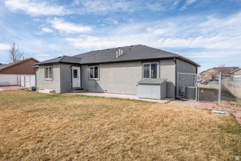 5222 N Tomahawk Drive Enoch UT 84721