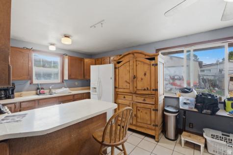 1290 E 100 S Springville UT 84663