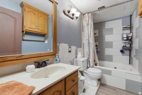 1290 E 100 S Springville UT 84663