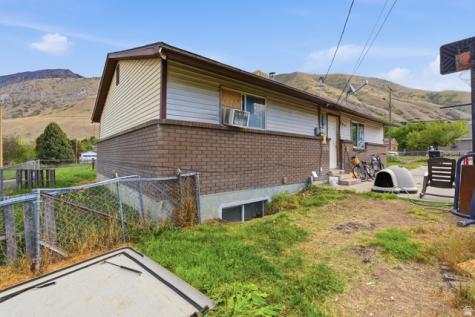 1290 E 100 S Springville UT 84663