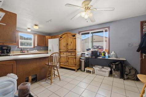 1290 E 100 S Springville UT 84663