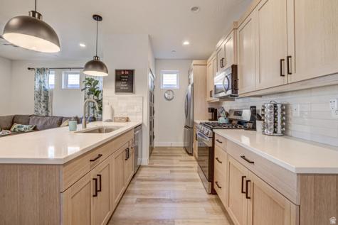 1236 E Villa Way Washington UT 84780