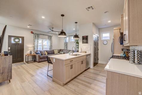 1236 E Villa Way Washington UT 84780