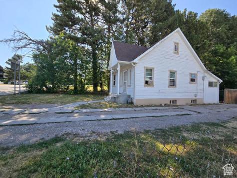 1700 E 3300 S Millcreek UT 84106