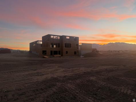 521 E Gilmour Street Grantsville UT 84029