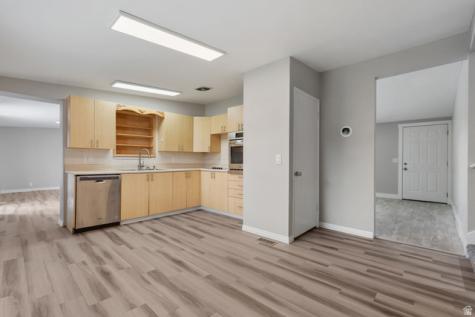 9085 S 440 E Sandy UT 84070