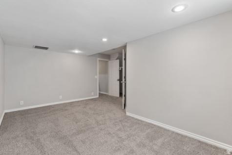 9085 S 440 E Sandy UT 84070