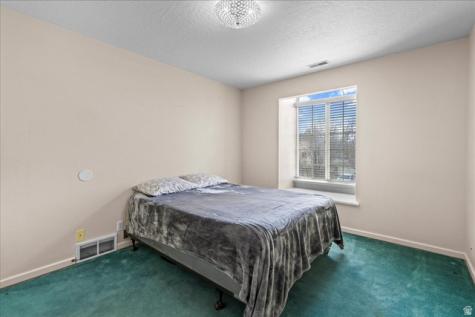 19 S 820 E Tooele UT 84074