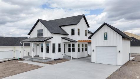 1153 E 160 N Hyde Park UT 84318