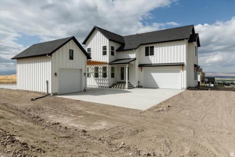 1153 E 160 N Hyde Park UT 84318