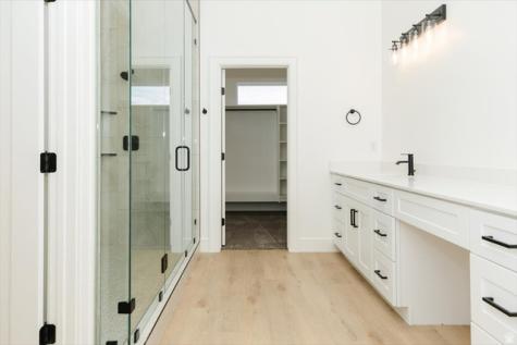 1153 E 160 N Hyde Park UT 84318