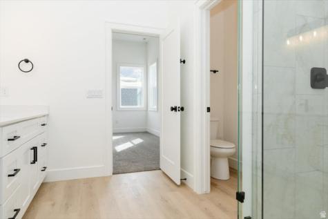 1153 E 160 N Hyde Park UT 84318