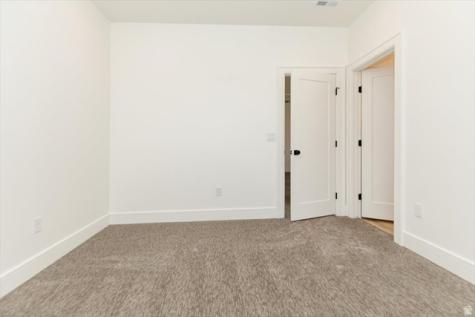 1153 E 160 N Hyde Park UT 84318