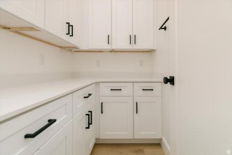 1153 E 160 N Hyde Park UT 84318