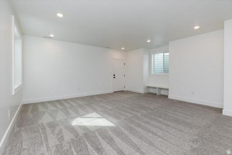 1153 E 160 N Hyde Park UT 84318