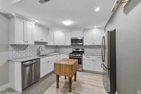 10542 S Vermillion Drive W South Jordan UT 84009