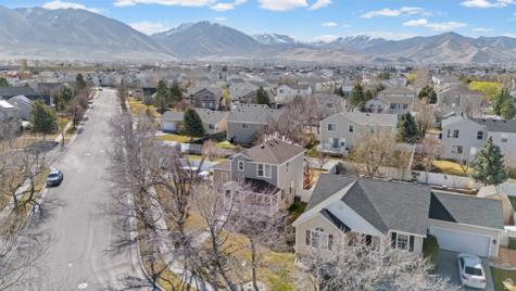 88 E Aparicio Drive Tooele UT 84074