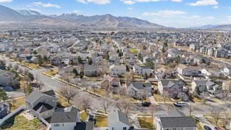 88 E Aparicio Drive Tooele UT 84074