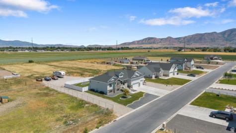 6710 W 10125 N Tremonton UT 84337