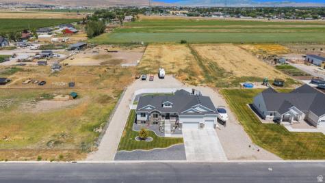 6710 W 10125 N Tremonton UT 84337