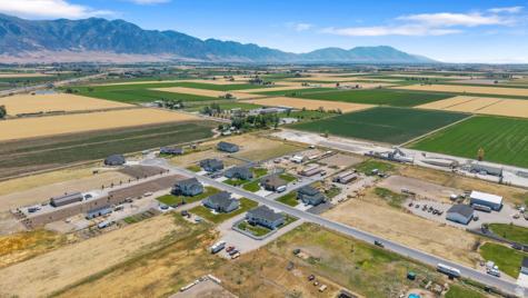 6710 W 10125 N Tremonton UT 84337
