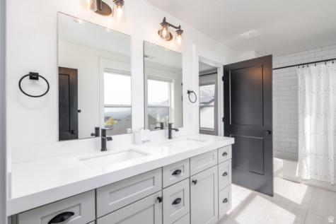 159 E 3900 N North Ogden UT 84414
