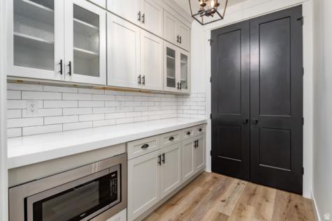 159 E 3900 N North Ogden UT 84414