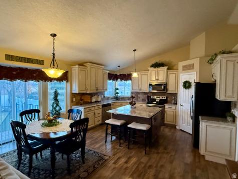 12813 S Keri Lynn Court W Riverton UT 84065