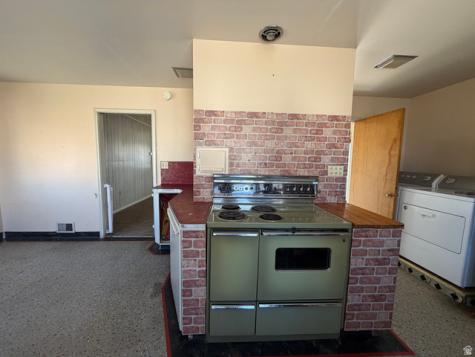 357 E 100 N Price UT 84501