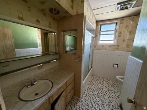 357 E 100 N Price UT 84501