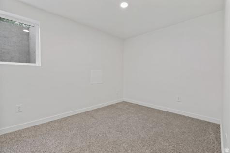 7430 W Antonio Drive Magna UT 84044