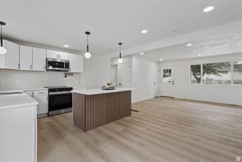 7430 W Antonio Drive Magna UT 84044