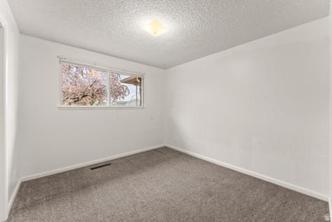 965 N 400 E Lehi UT 84043