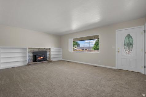 9203 S 220 E Sandy UT 84070