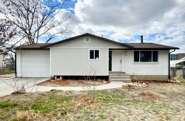 954 E Carnation Drive White City UT 84094