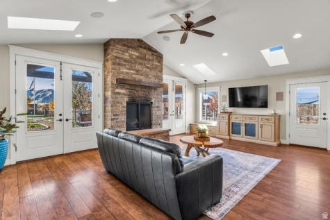 9284 S 3550 W Payson UT 84651