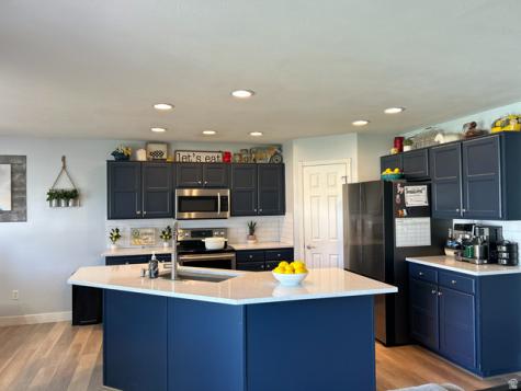 3328 W 1500 N Clinton UT 84015