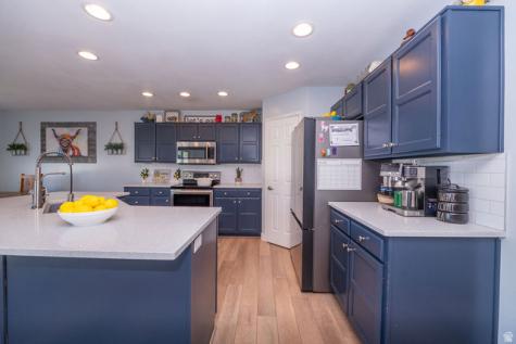 3328 W 1500 N Clinton UT 84015