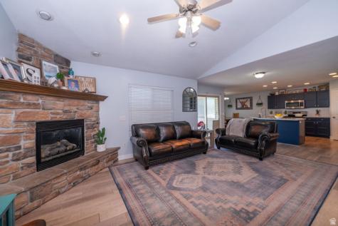 3328 W 1500 N Clinton UT 84015