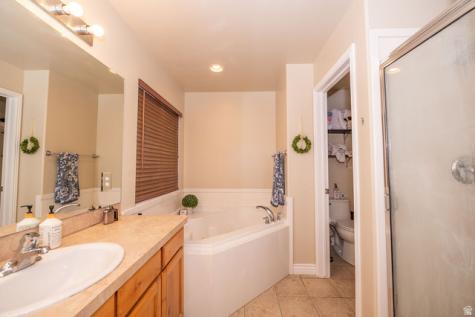 3328 W 1500 N Clinton UT 84015